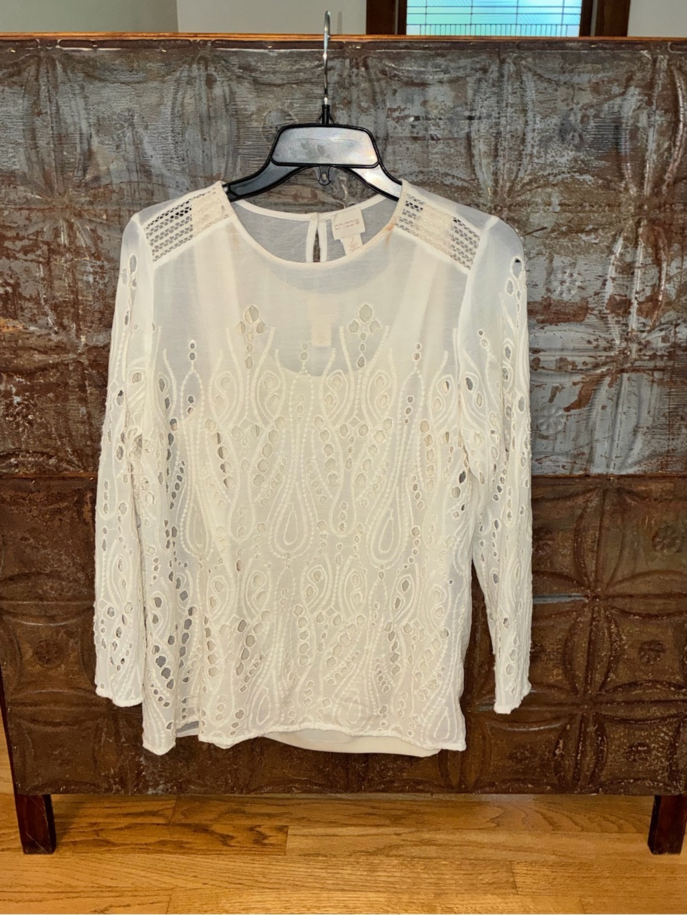 Women’s White Lace Peasant Blouse - Brand: Chicos